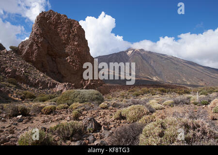 Los Roques de Garcia, Teide National Park, Tenerife, Canary Islands, Spain. Stock Photo
