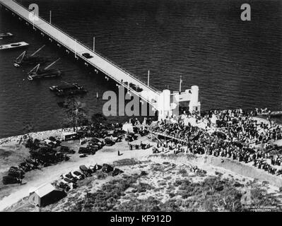 Hornibrook Highway bridge opening 1935 1 Stock Photo