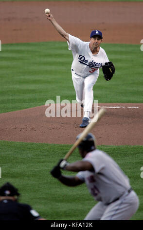 Los Angeles Dodgers' Greg Maddux pitches to New York Mets' Carlos Delgado in the first inning of game 3 of the NLDS baseball series  in Los Angeles on Saturday, October 7, 2006. Photo by Francis Specker Stock Photo