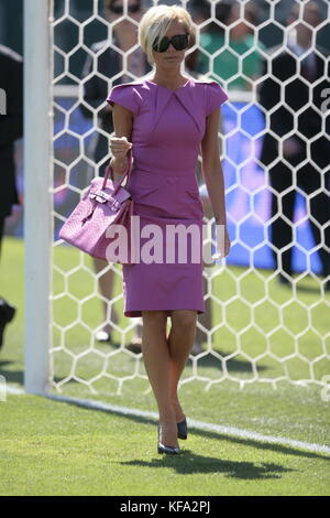 Victoria Beckham, wife of David Beckham, arrives for the official presentation of David Beckham to the Los Angeles Galaxy at the Home Depot Center in Carson, CA on July13, 2007. Photo credit: Francis Specker Stock Photo