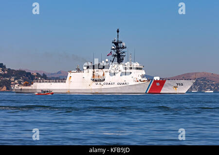 The USCG Legend class cutter Stratton (WMSL 752) on San Francisco Bay. The Stratton is the third of the Legend class cutters. Stock Photo