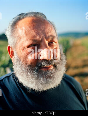 FRANCE, Montigny-les-Arsures, Arbois, Jacques Puffeney stands in his vines, Jacques Puffeney Winery, Jura Wine Region, Vin Jaune Stock Photo