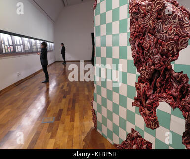 Buenos Aires, Argentina. 26th Oct, 2017. The artwork 'Linda da Lapa' (2004) by Brazilian artist Adriana Varejao can be seen at the exhibition 'Les Visitants' in Buenos Aires, Argentina, 26 October 2017. Credit: Florencia Martin/dpa/Alamy Live News Stock Photo