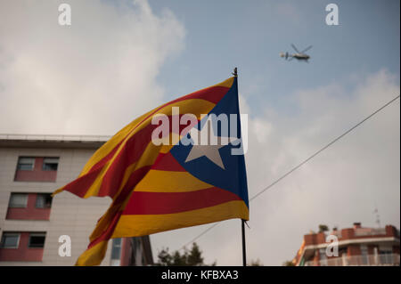 Barcelona, Spain. 27th Oct, 2017.  Several helicopters of the national police and the civil guard fly over the Catalan Parliament all day long. Credit: Charlie Perez/Alamy live News