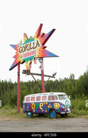 USA, Alaska, Talkeetna, a painted peace wagon 15 miles south of Talkeetna near Willow Creek Stock Photo