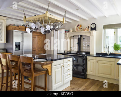 A British Country Style Kitchen Stock Photo 552644 Alamy