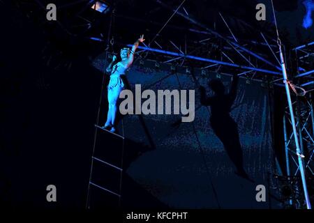 circus performers tight rope walker Stock Photo