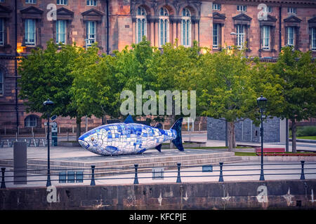 The Big Fish is a printed ceramic mosaic sculpture in Belfast also known as The Salmon of Knowledge. The work celebrates the regeneration of the Lagan Stock Photo