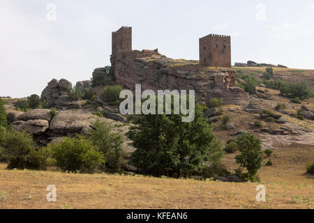 The Castillo de Zafra, a 12th-century castle built on a sandstone outcrop in Sierra de Caldereros, Campillo de Duenas, Castilla La Mancha, Spain Stock Photo