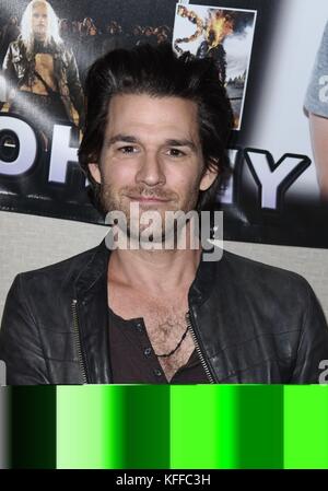 Parsippany, NJ, USA. 27th Oct, 2017. Johnny Whitworth in attendance for Chiller Theatre Toy, Model and Film Expo, Hilton Parsippany, Parsippany, NJ October 27, 2017. Credit: Derek Storm/Everett Collection/Alamy Live News Stock Photo