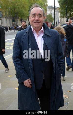 London, UK. 28th October, 2017. Alex Salmond, Scottish politician, walking down Whitehall on Saturday afternoon. Credit: JOHNNY ARMSTEAD/Alamy Live News