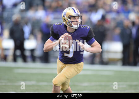 Seattle, WA, USA. 28th Oct, 2017. UW quarterback Jake Browning (3) rolls out during a PAC12 football game between the UCLA Bruins and the Washington Huskies. The game was played at Husky Stadium on the University of Washington campus in Seattle, WA. Jeff Halstead/CSM/Alamy Live News Stock Photo