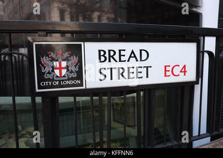 Street sign for Bread Street The City of London UK EC4 home of Gordon Ramsays Bread Street Kitchen. Stock Photo