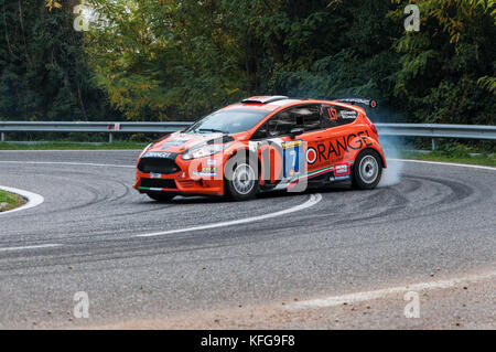 SANMARINO, SANMARINO - OTT 21, 2017 :FORD FIESTA R5 in old racing car rally THE LEGEND 2017 the famous SAN MARINO historical race Stock Photo