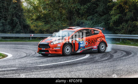 SANMARINO, SANMARINO - OTT 21, 2017 :FORD FIESTA R5 in old racing car rally THE LEGEND 2017 the famous SAN MARINO historical race Stock Photo