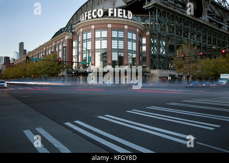 WA14205-00...WASHINGTON - Safeco Field on the corner of Edgar Martinez Drive and 1st Avenue in Seattle's stadium distric. Stock Photo