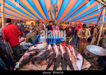 A fish stall at Poradaha Mela near Garidaha River in Gabtali upazila of Bogra district in Bangladesh. The main attractions of this 150-year-old tradit Stock Photo