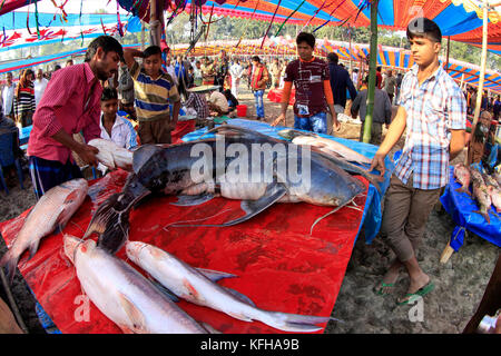 A fish stall at Poradaha Mela near Garidaha River in Gabtali upazila of Bogra district in Bangladesh. The main attractions of this 150-year-old tradit Stock Photo