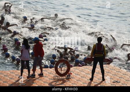 Hong Kong, CHINA. 29th Oct, 2017. Annual Hong Kong Cross Harbour Swim took place this early morning at the waterfront of Victoria Harbour which drew more than 2,000 swimmers to participate. 2017, 10-29.Hong Kong.ZUMA/Liau Chung Ren Credit: Liau Chung Ren/ZUMA Wire/Alamy Live News Stock Photo