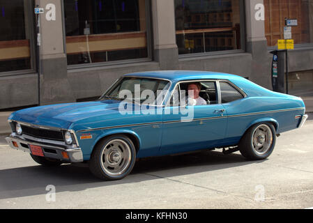 Glasgow, Scotland, UK. 29th October, 2017. Glasgow was transformed into new york today as Benedict Cumberbatch visited the city to film  the  Sky Atlantic show Melrose, the five-part series based on the novels of Edward St Aubyn.  Credit Gerard Ferry/Alamy news Stock Photo