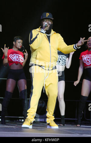 Atlanta, GA, USA. 28th Oct, 2017. Rick Ross pictured at Wild N Out Live at The Infinite Energy Center in Atlanta, Georgia on October 28, 2017. Credit: Walik Goshorn/Media Punch/Alamy Live News Stock Photo