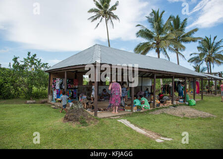 SUVA,VITI LEVU,FIJI-NOVEMBER 28,2016: Women's village market shelter in the tropical landscape in Suva, Fiji Stock Photo