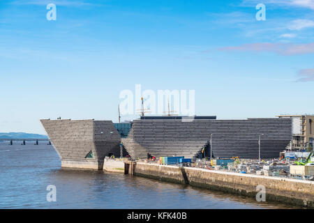 View of construction of the new V&A Museum in Dundee, Tayside, Scotland, United Kingdom. Architect Kengo Kuma & Associates Stock Photo