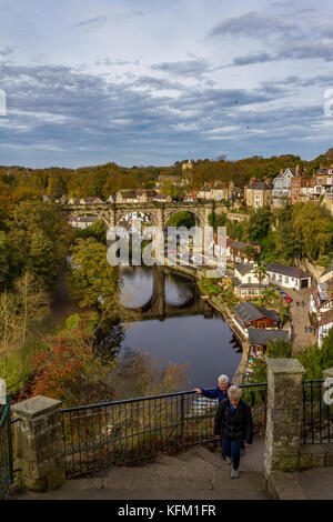 Autumn view of Knaresborough, North Yorkshire. View over the River Nidd towards the town's railway viaduct. UK, 30th October, 2017. Stock Photo