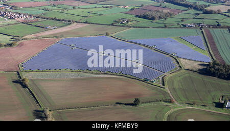 aerial view of a solar farm near Rolleston Park Farm, Tutbury, Burton-on-Trent DE13 9HQ, UK Stock Photo
