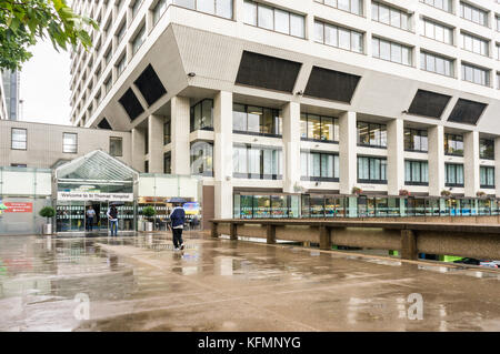 St Thomas Hospital, Westminster, London, England, GB, UK Stock Photo ...