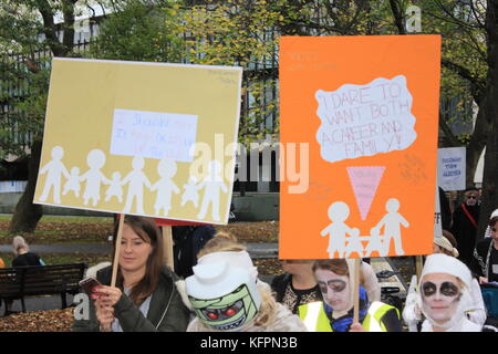 Newcastle, UK. 31st October, 2017. 'March of the Mummies' People across the UK marched in support of better rights for mothers, In Newcastle womem dresses as horror film Mummies marching along Northumberland Street & Newcastle Civic Centre. October 31th. Credit: David Whinham/Alamy Live News Stock Photo