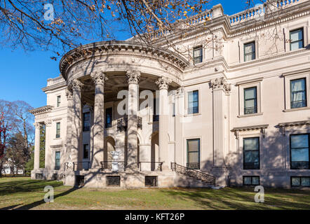 Rear of the Vanderbilt Mansion, Vanderbilt Mansion National Historic Site, Hyde Park, New York State, USA Stock Photo