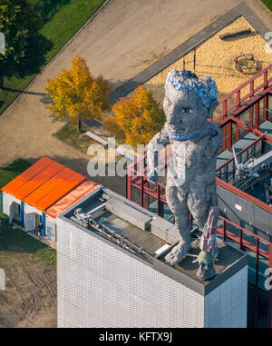 Hercules of Gelsenkirchen is a monumental statue, Markus Lüpertz, Vivawest Wohnen GmbH, Nordsternpark, former Nordstern colliery, Gelsenkirchen, Ruhr  Stock Photo