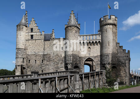 Het Steen in Antwerp, Belgium. Although Antwerp was formerly a fortified city, hardly anything remains of these fortifications. This castle is a 19th  Stock Photo