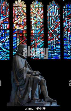 The Hope Window, and marble statue of H. Chetham, Manchester Cathedral, United Kingdom Stock Photo