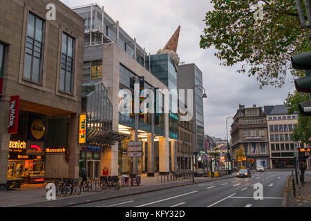 Cologne, Germany - October 29, 2017: Louis Vuitton Shop Logo Stock Photo: 164746452 - Alamy