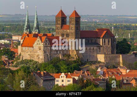 Blick auf das Quedlinburger Schloss Stock Photo