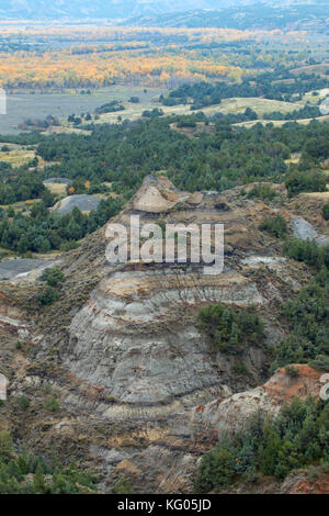 Badlands view above Little Missouri River, Theodore Roosevelt National Park-North Unit, North Dakota Stock Photo