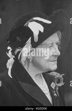 HM Queen Elizabeth The Queen Mother 1900 - 2002 Stock Photo