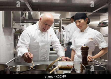 The restaurant 'Sue Mesure' at the Mandarin Oriental in Paris. Cook: Thierry Marx. Thierry Marx Stock Photo