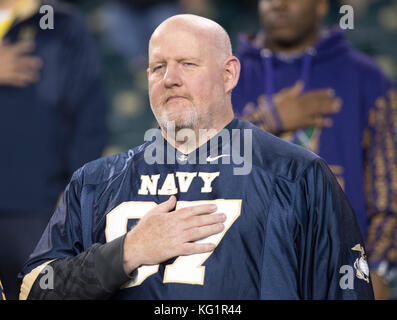 Philadelphia, Pennsylvania, USA. 2nd Nov, 2017. Navy Football Fan during the National Anthem at Lincoln Financial Field in Philadelphia PA Credit: Ricky Fitchett/ZUMA Wire/Alamy Live News Stock Photo