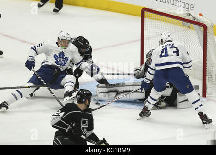 Los Angeles, California, USA. 1st Nov, 2017. Los Angeles Kings goalie Jonathan Quick (32) makes a save by Toronto Maple Leafs forward James van Riemsdyk (25) during a 2017-2018 NHL hockey game in Los Angeles, on Nov. 2, 2017. Los Angeles Kings won 5-3 Credit: Ringo Chiu/ZUMA Wire/Alamy Live News Stock Photo