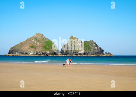 the secluded beach at holywell bay in cornwall, england, uk. Stock Photo
