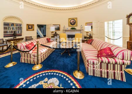 Replica of White House's Oval Office in William J. Clinton Presidential Center and Library in Little Rock, Arkansas Stock Photo
