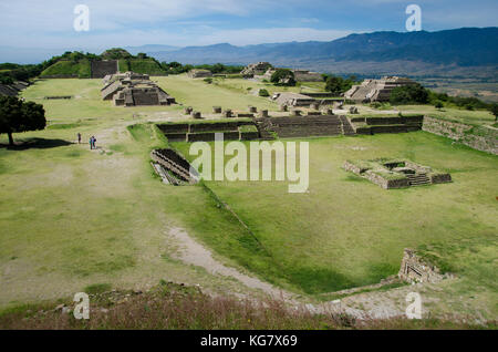 View of the pyramids of Monte Alban in Oaxaca, Mexico. Credit: Karal Pérez / Alamy Stock Photo