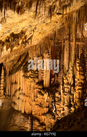 Famous cave 'Cuevas del Drach' (Dragon cave) on spanish island Mallorca Stock Photo