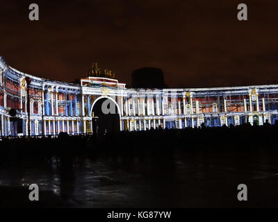 St Petersburg, Russia. 04th Nov, 2017. Light show at the cruiser Aurora and Palace square that mark 100th anniversary of Russian Revolution, Saint-Petersburg, Russia Credit: Nastia M/Alamy Live News Stock Photo