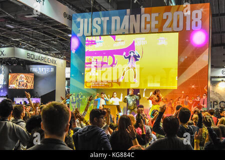 Paris, France. 4th Nov, 2017. General view of the Paris games week fair.The biggest game convention, Paris Games Week, took place at Paris Expo The event open to public from Nov. 1 to Nov. 5, 2017. Major game companies, Sony, Ubisoft, Xbox, Nintendo, showcases new released, unreleased games and technologies at the event. Hundreds of thousands of gamers and developers have visited the place. Credit: SOPA/ZUMA Wire/Ģ����ý Live News Stock Photo
