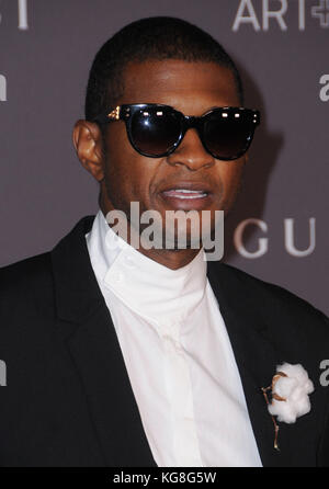 Los Angeles, CA, USA. 4th Nov, 2017. 04 November 2017 - Los Angeles, California - Usher. 2017 LACMA Art Film Gala held at LACMA in Los Angeles. Photo Credit: Birdie Thompson/AdMedia Credit: Birdie Thompson/AdMedia/ZUMA Wire/Alamy Live News Stock Photo