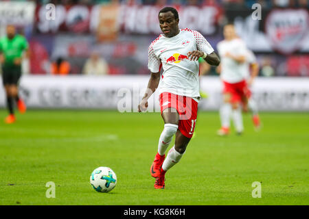Leipzig, Germany. 04th Nov, 2017. Leipzig's Bruma in action during the German Bundesliga soccer match between RB Leipzig and Hanover 96 in the Red Bull Arena in Leipzig, Germany, 04 November 2017. Credit: Jan Woitas/dpa-Zentralbild/dpa/Alamy Live News Stock Photo